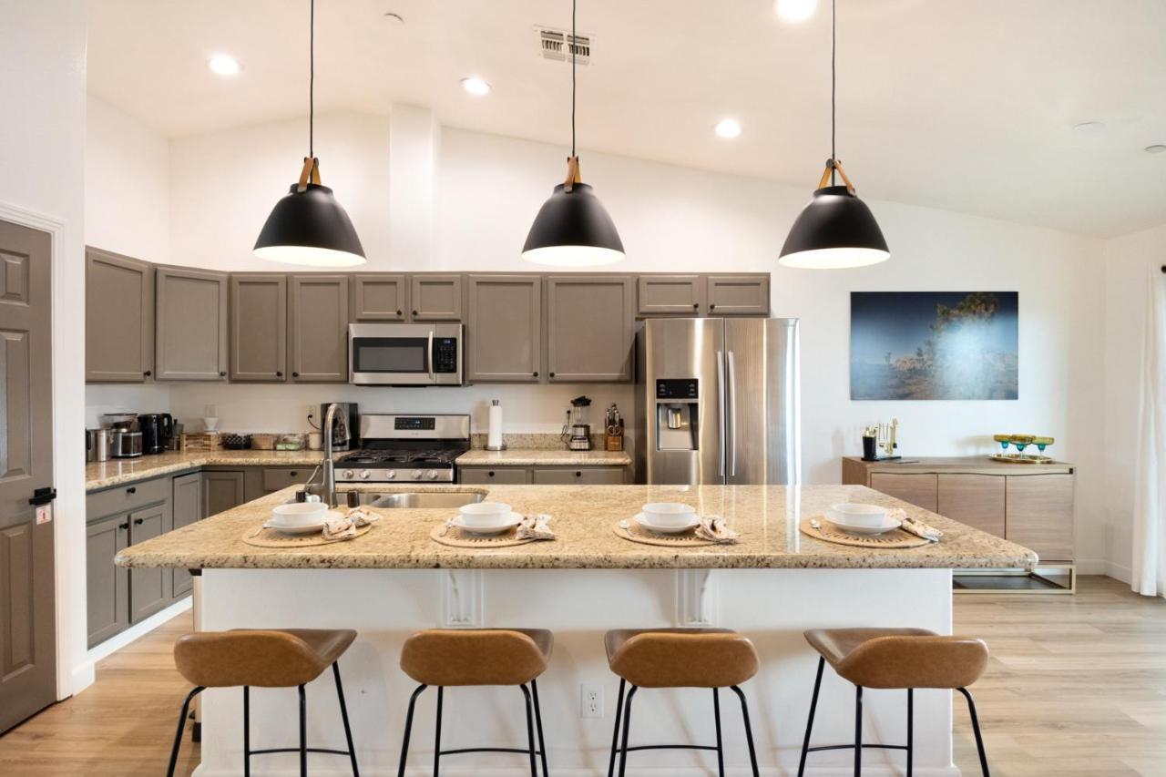 Alana House - Pool, Hot Tub, Bbq, Fire Pit And Walk To Hikes! Home Joshua Tree Exterior photo